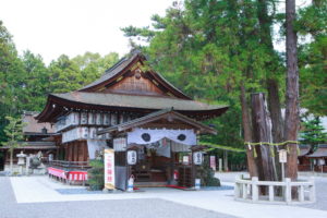 0001 建部大社